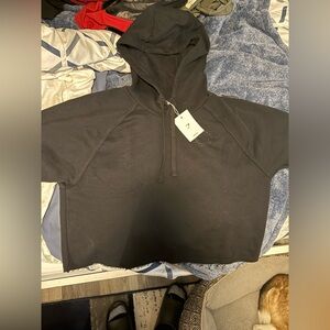 Men’s Gymshark Crop Top Hoodie. Size L. Never Worn.